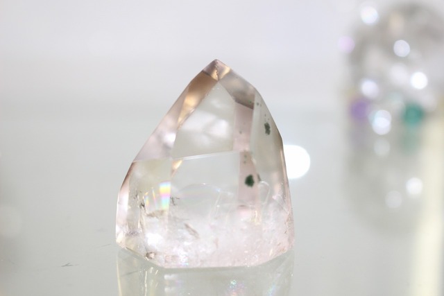 まりもが入ったレインボー水晶✨ポイント