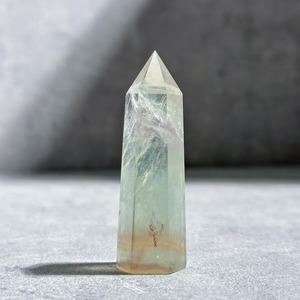 レインボーフローライト タワー型83◇ Rainbow Fluorite ◇天然石・鉱物・パワーストーン