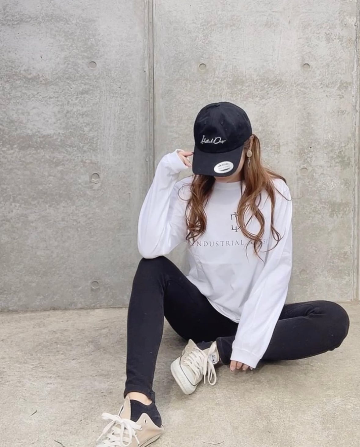 ID ロングTシャツ （White） | 【 I DESIGN】アイ・デザイン公式