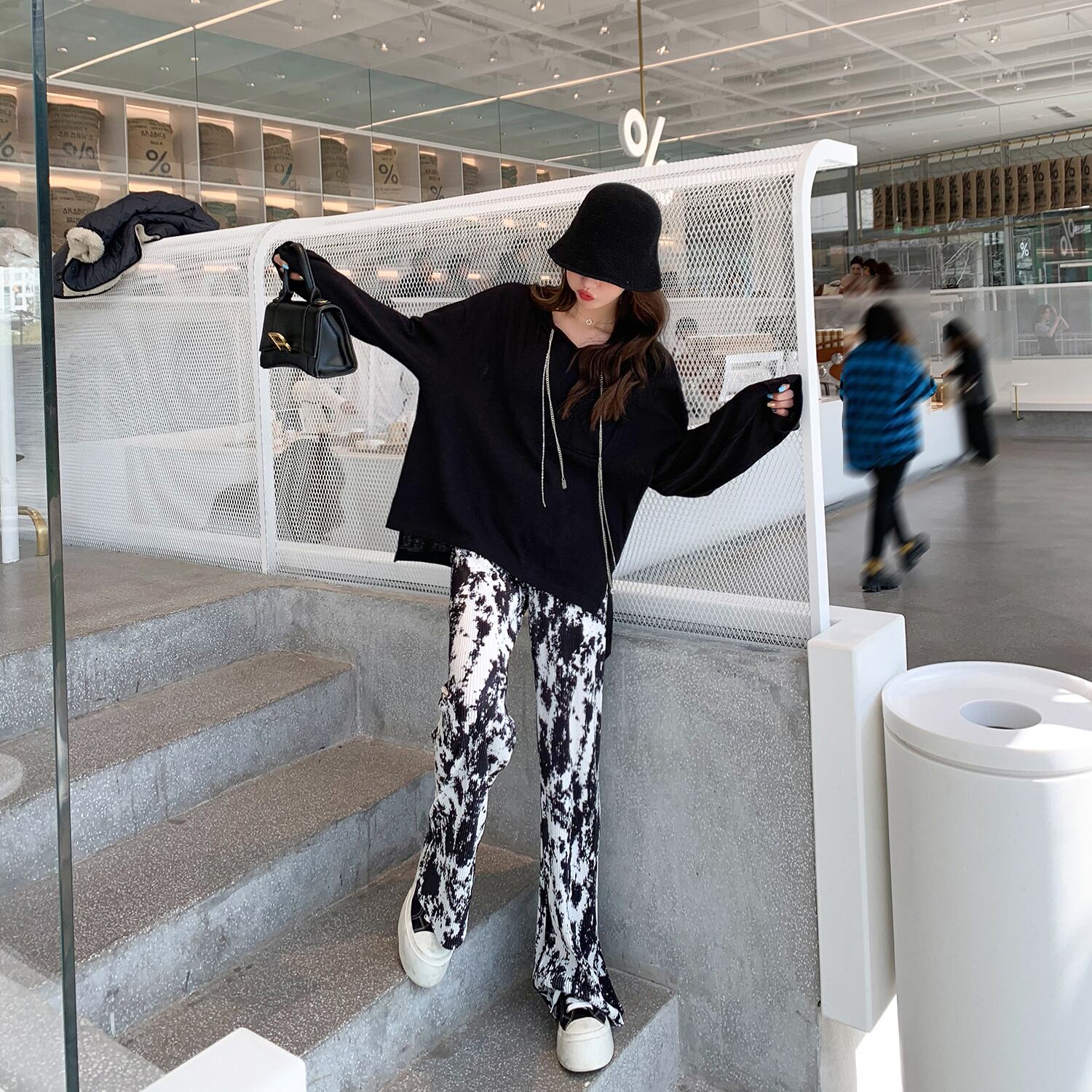 スプリングサマースタンダードスタイルフードTシャツ レディースルーズブラックトップス ロング レトロ 春物 夏物 6Du_Shop_Women86728063412