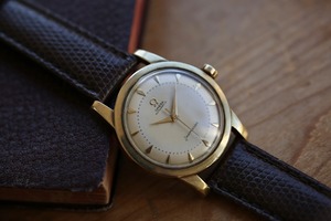 【OMEGA】1953年製 オメガ シーマスター1st 後期 2トーンダイヤル ビッグヘッドΩ パールドットインデックス / Vintagewatch / Seamaster / Cal.354