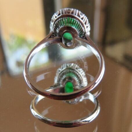 ヴィンテージ ダイヤモンド取り巻き 翡翠プラチナリング