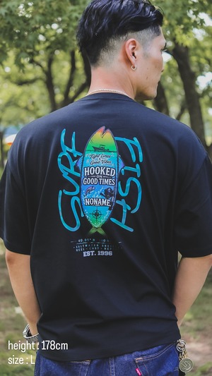 HOOKED ON  T-shirt ボックスシルエット