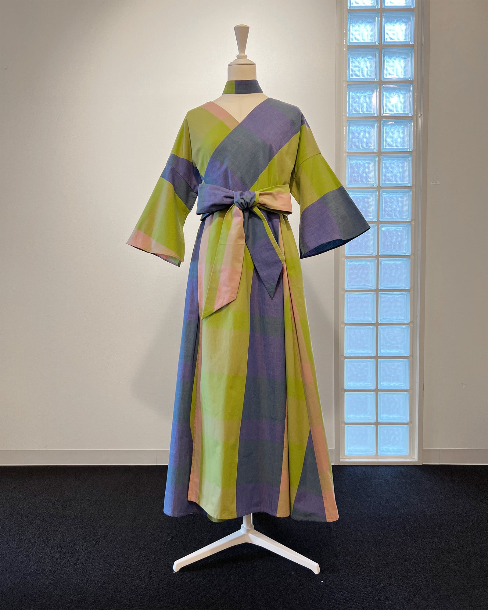 浴衣反物より　ワンピースなど2点　かなん VIVIDEEP US_006 反物ワンピース Tanmono Onepiece | VIVIDEEP atelier