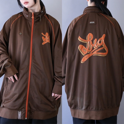 front and back wappen design super over silhouette track jacket（with hood）