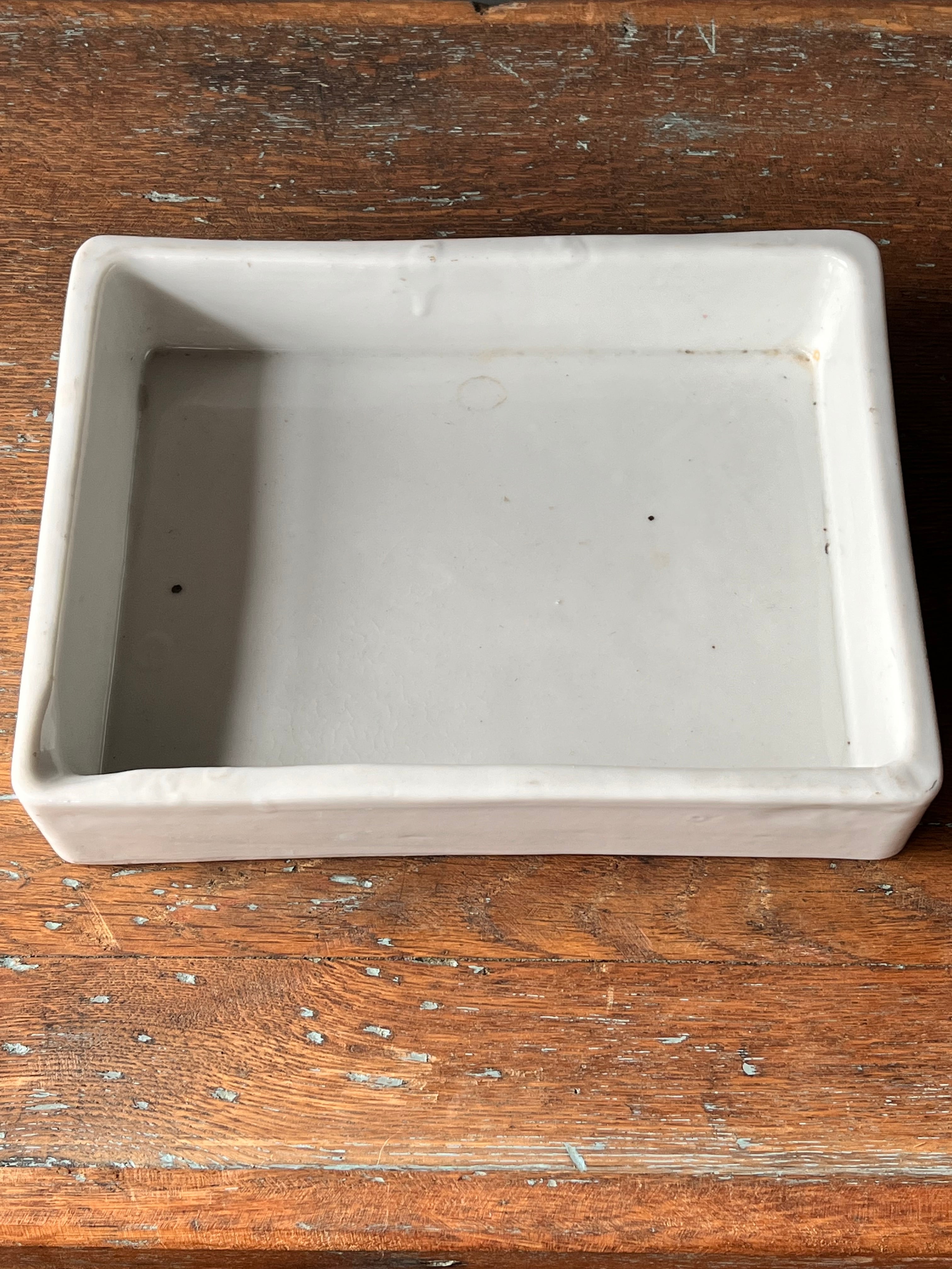 古美術品◼️蔵から超美しい真っ白な珍しいお皿が出て来ました！白磁の角皿、謎の骨董 古美術品◼️蔵から超美しい真っ白な珍しいお皿が出て来ました！白磁の