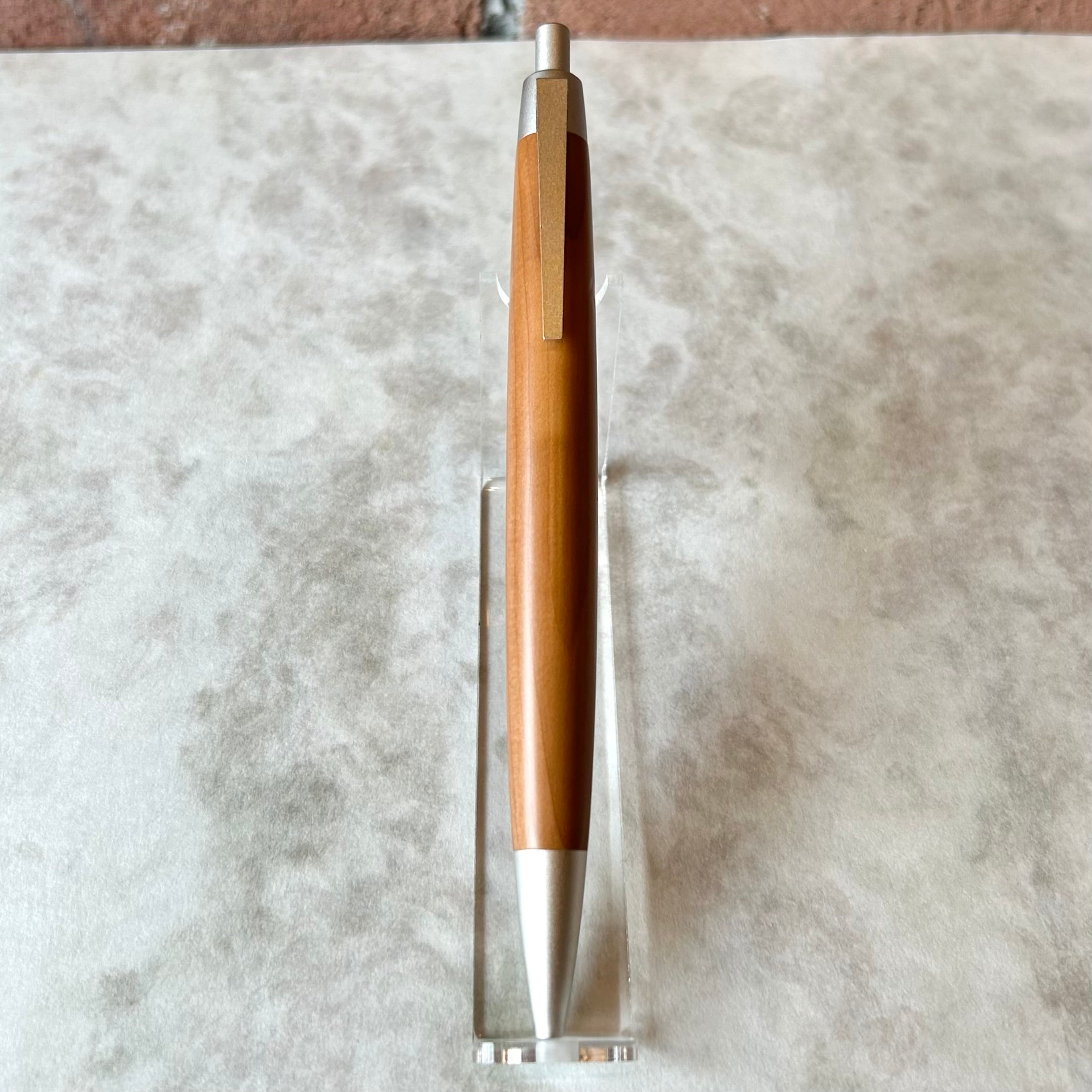 ラミー 「 LAMY 2000 単色ボールペン （木軸／タクサス） 」 | ペンネ