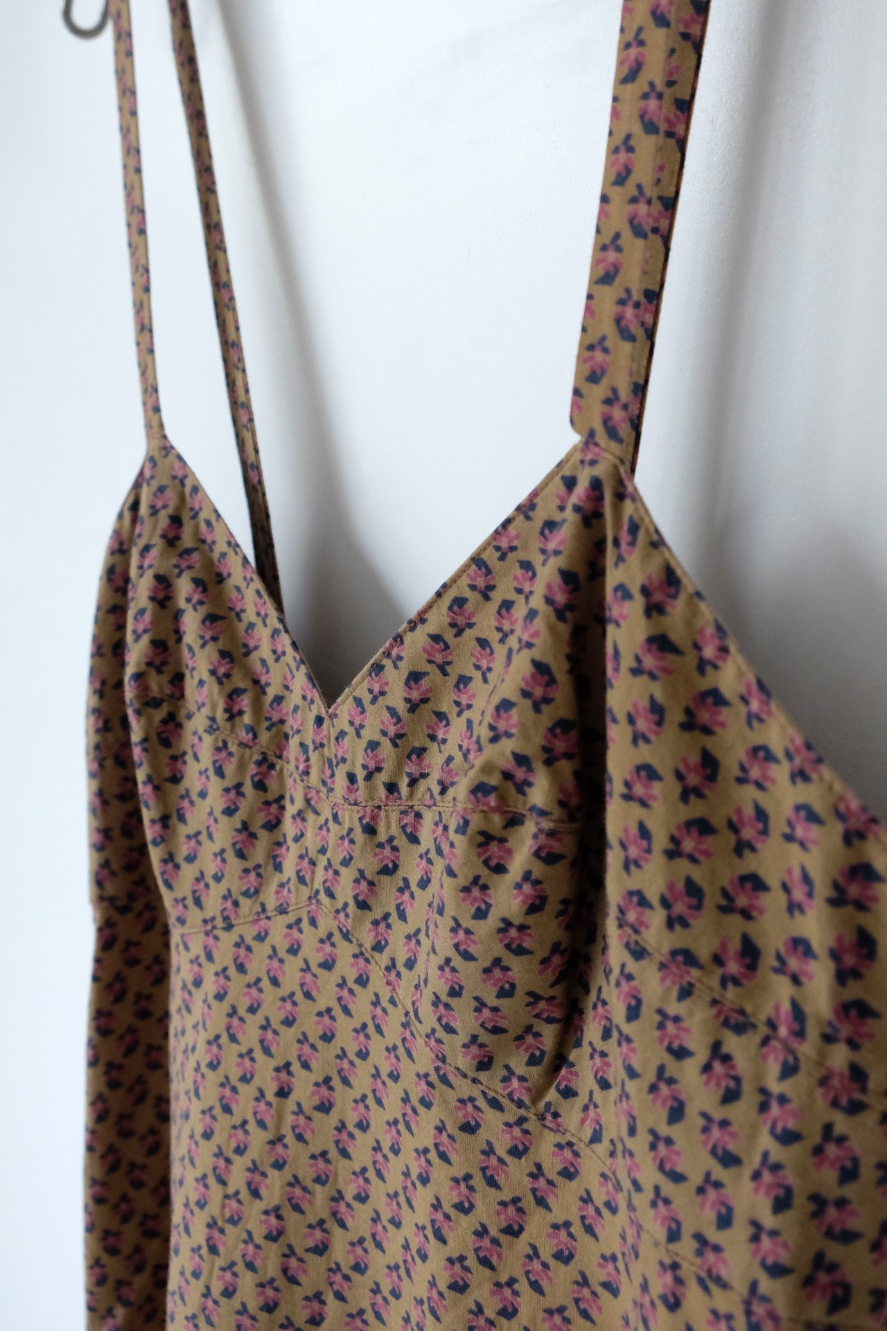 Floral dots camisole dress