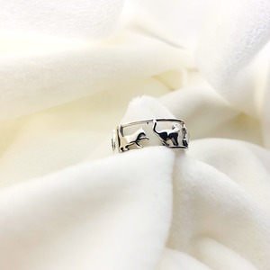 キャットロールシルエットフリーリング