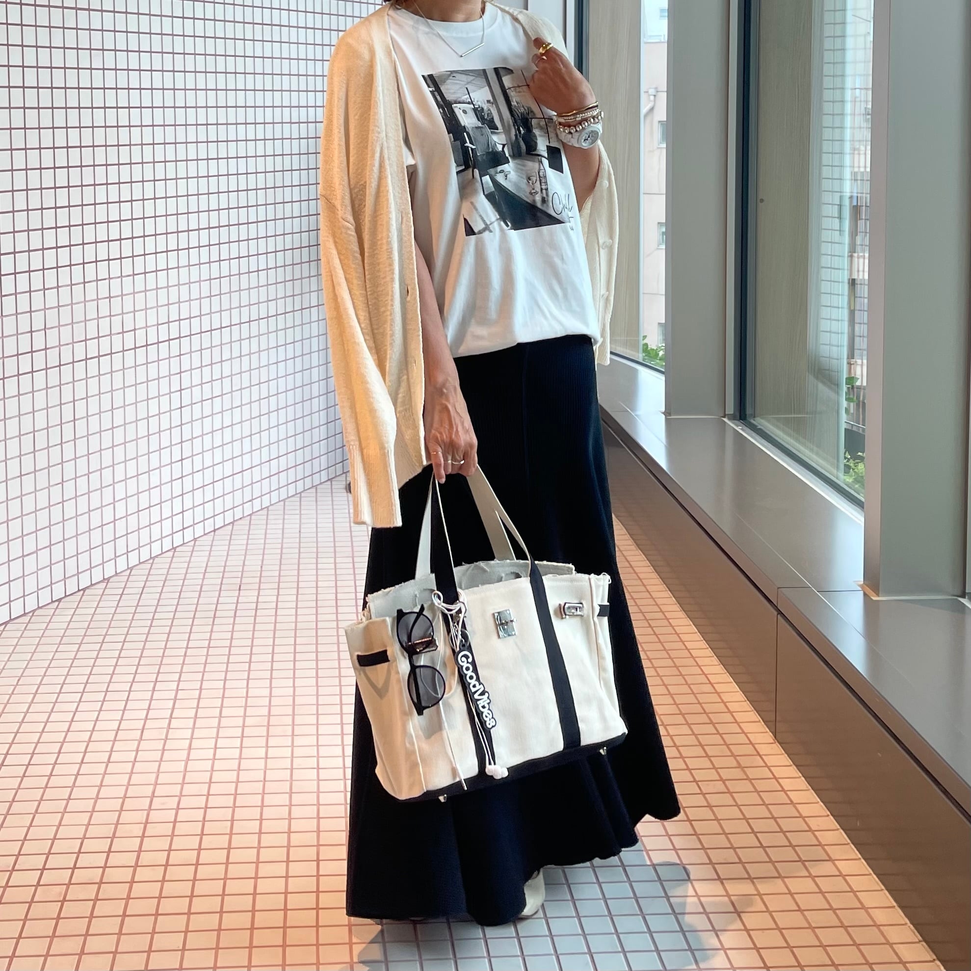KANAGU tote BAG / raw edge style / black x silver | meong blue