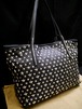 ★JIMMY CHOO ジミーチュウ SCARLET スカーレット ☆スタッズデザイン レザー トート バッグ 黒★ 使いやすいトート型の万能モデル♪
