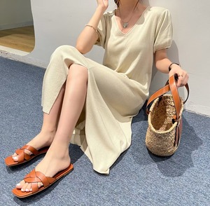 パフスリーブ　ワンピース　AJ1050-2213