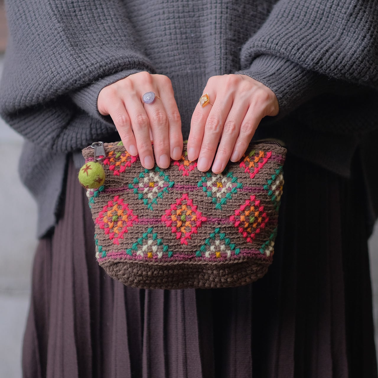 毛糸ステッチ コットン マチ付き マルチポーチ（20w-26） | Hammock