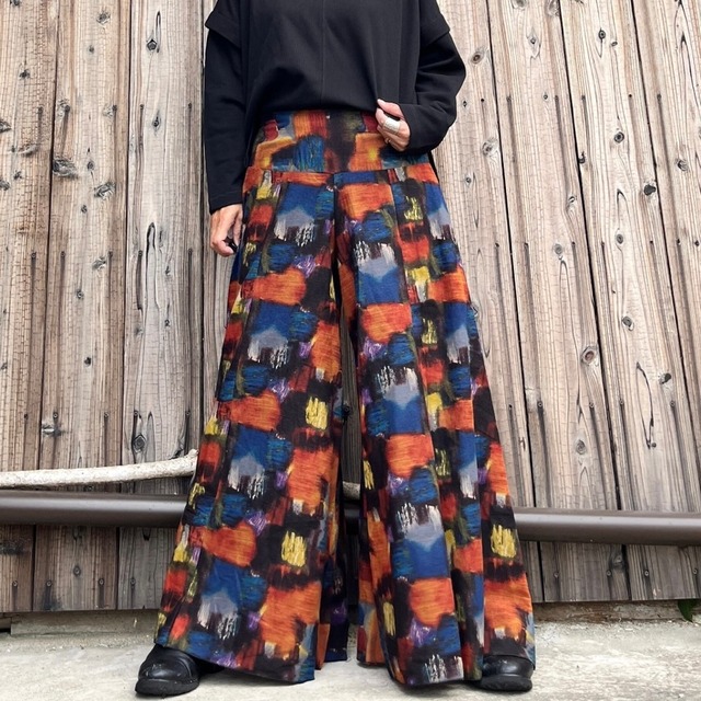 コットン総柄フレアーパンツ