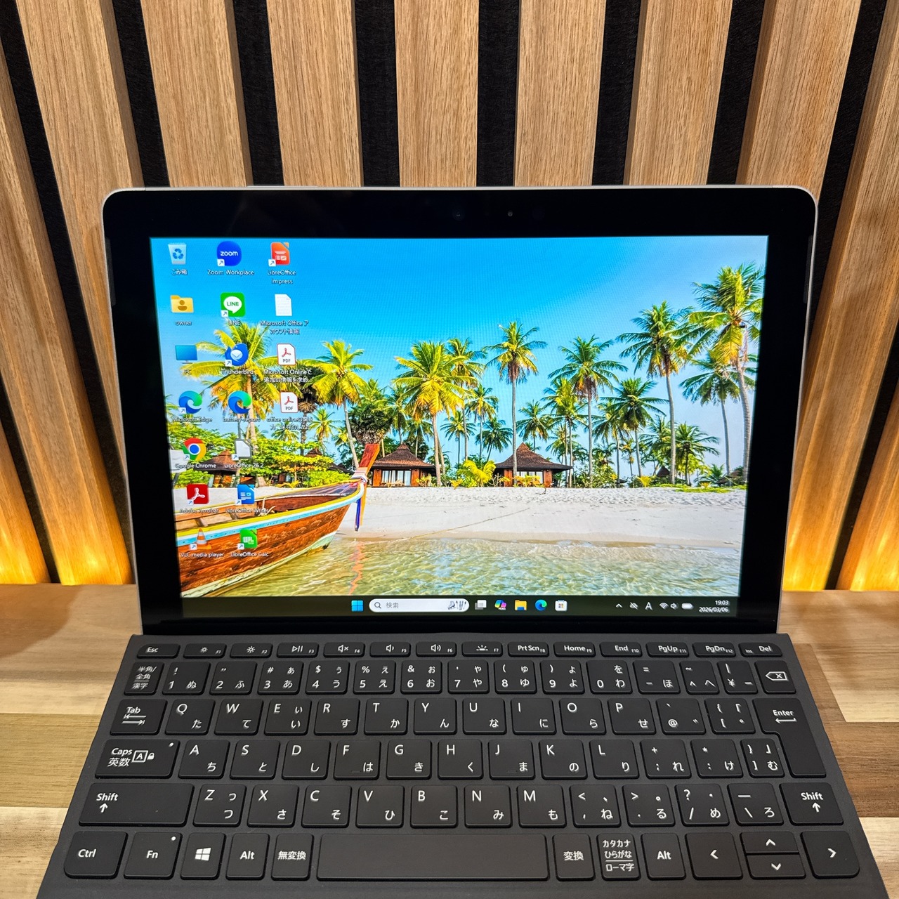 \ 公式ショップ限定価格❣️/ 《人気Surfaceシリーズ》2in1モデル プラチナ タッチパネル式 メモリ4GB Surface Go ノートパソコン 安心サポート&3ヶ月保証付き