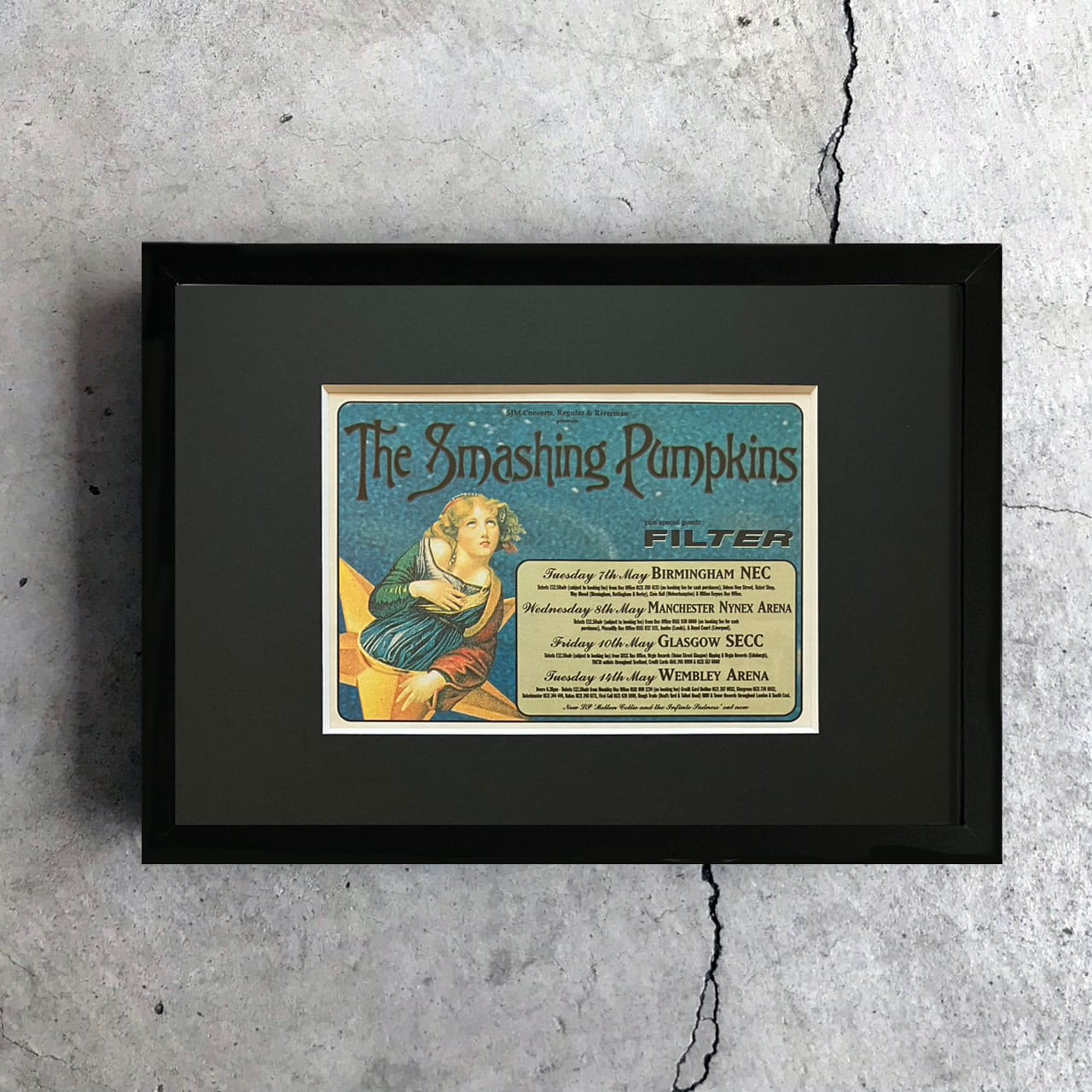 額装済/VISIONAIRE DECADES PUNK/アートポスター 額装済/VISIONAIRE DECADES PUNK/アートポスター