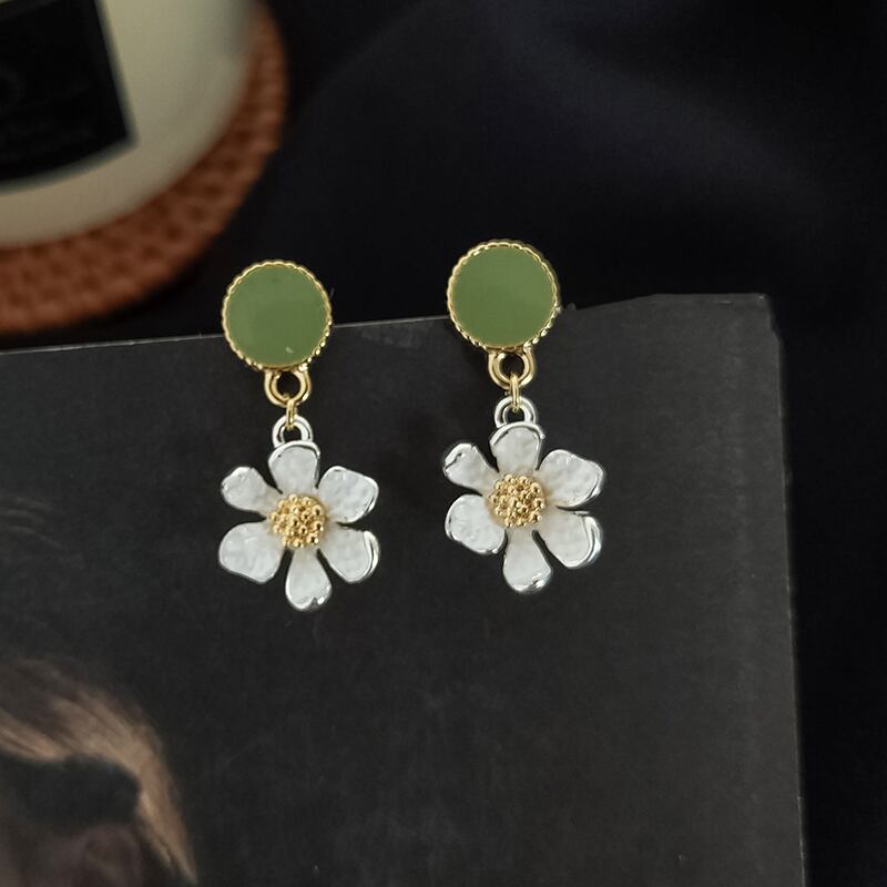 Flowerデザイン イヤリング 大人ガーリー スウィート キュート カジュアル 指輪 フラワーデザイン ブラック・アイド・ピーズ9545260270