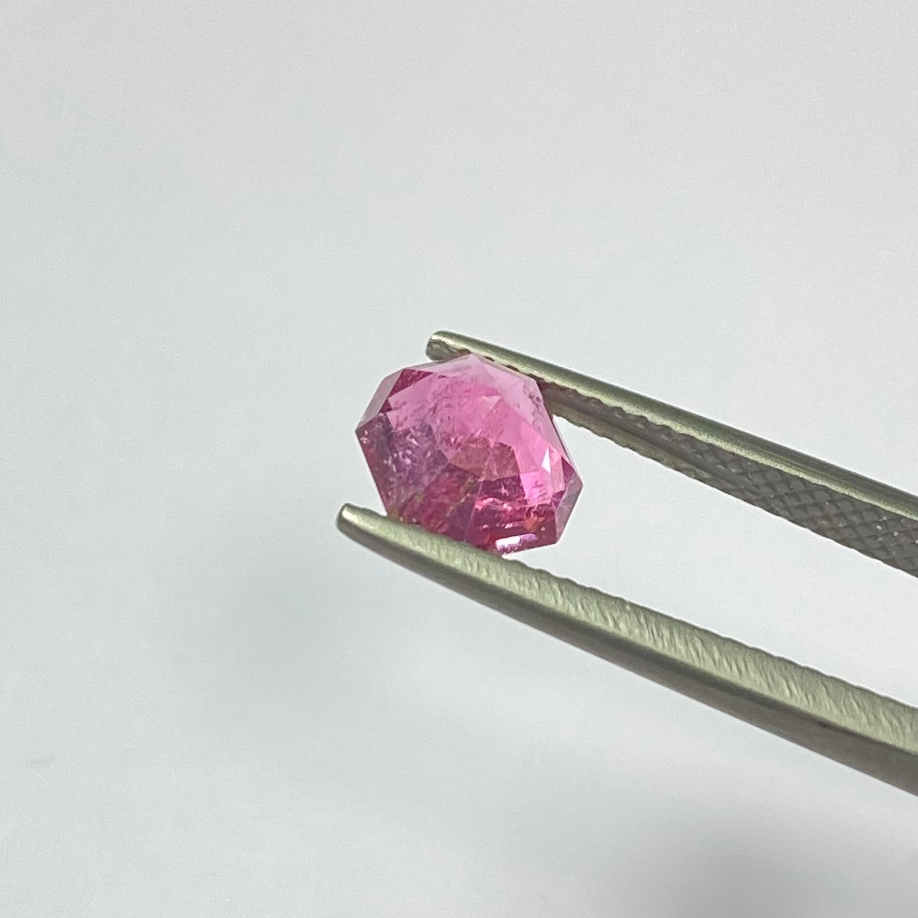 チェリー、ベイビーピンクなトルマリン