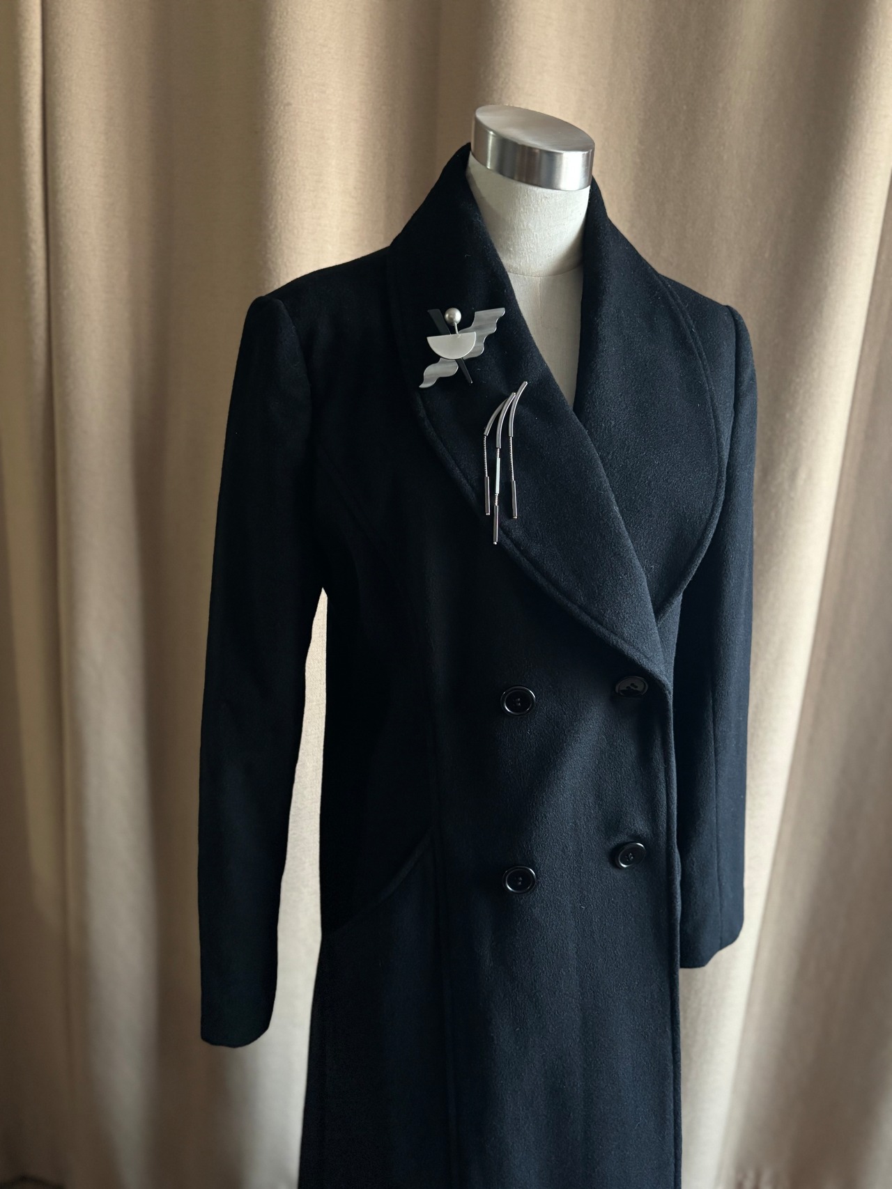 vintage brooch black long coat-5084-12
