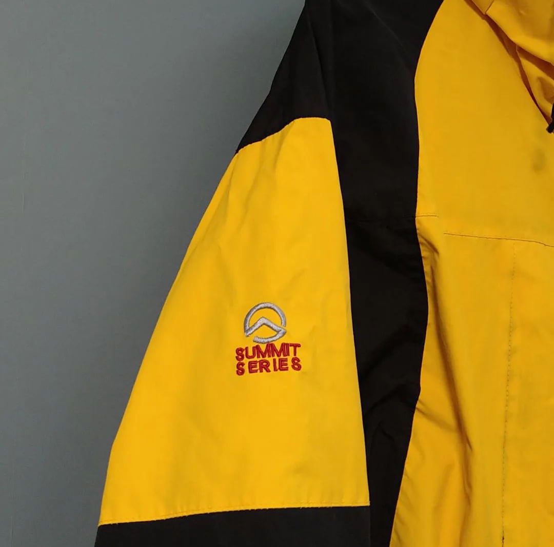 the north face gore-tex summit series mountain jacket 小岩店