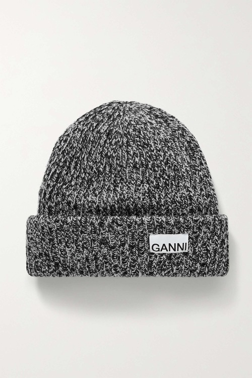 【GANNI】 ribbed recycled wool-blend beanie 220100078