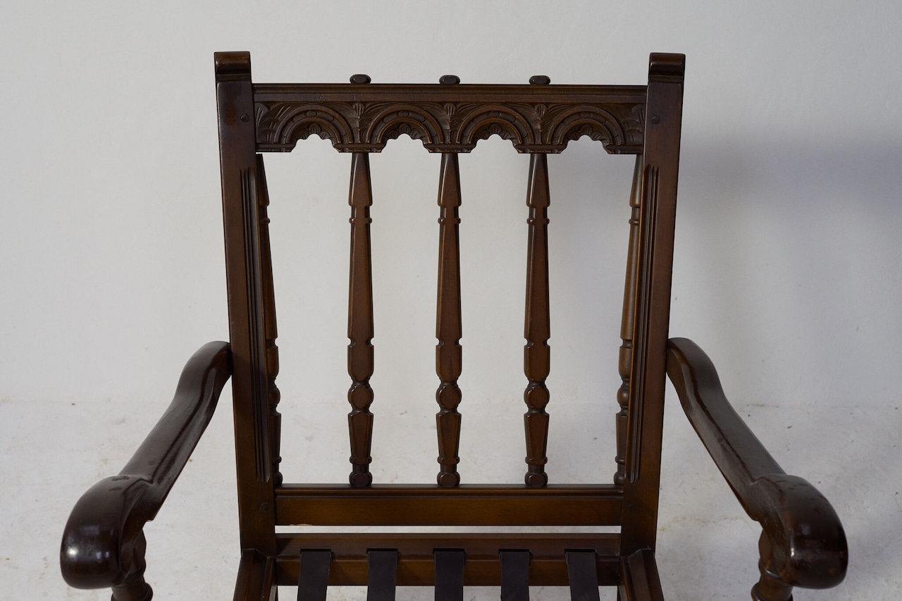 ERCOL アーコール シックな佇まいのイージーチェア