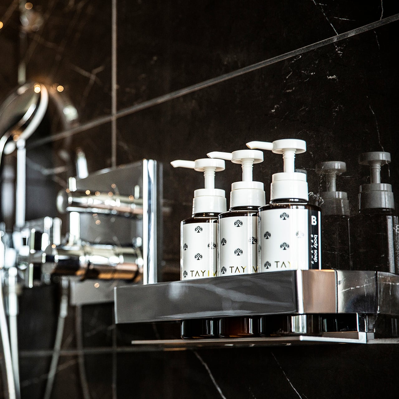 TAYIV ヘアシャンプー 300ml｜おもてなしの現場で選ばれる、上質な香り