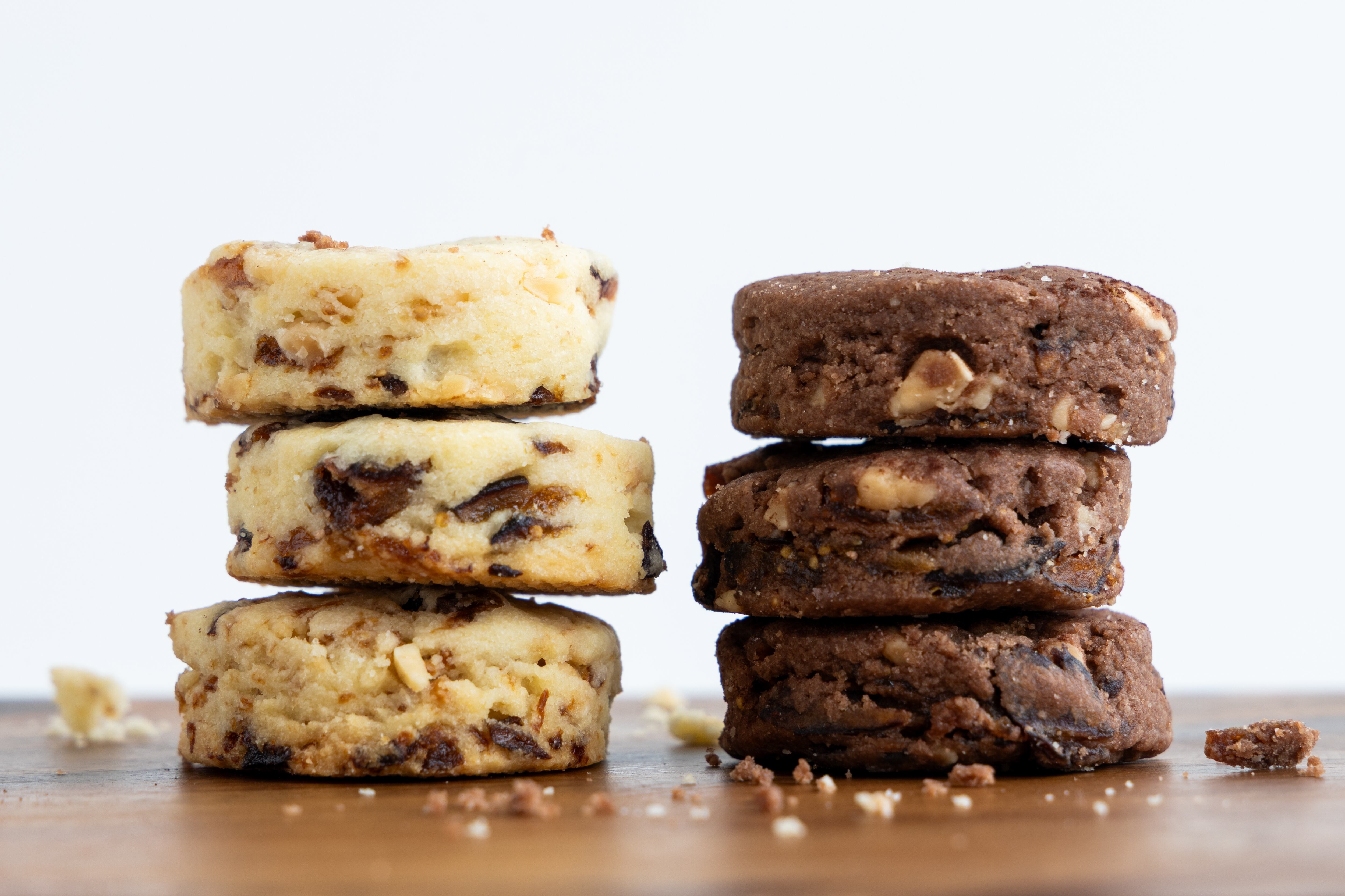 しあわせの宝石箱　古墳＆うさぎのいろいろクッキー缶（大阪府ドライいちじく入り）