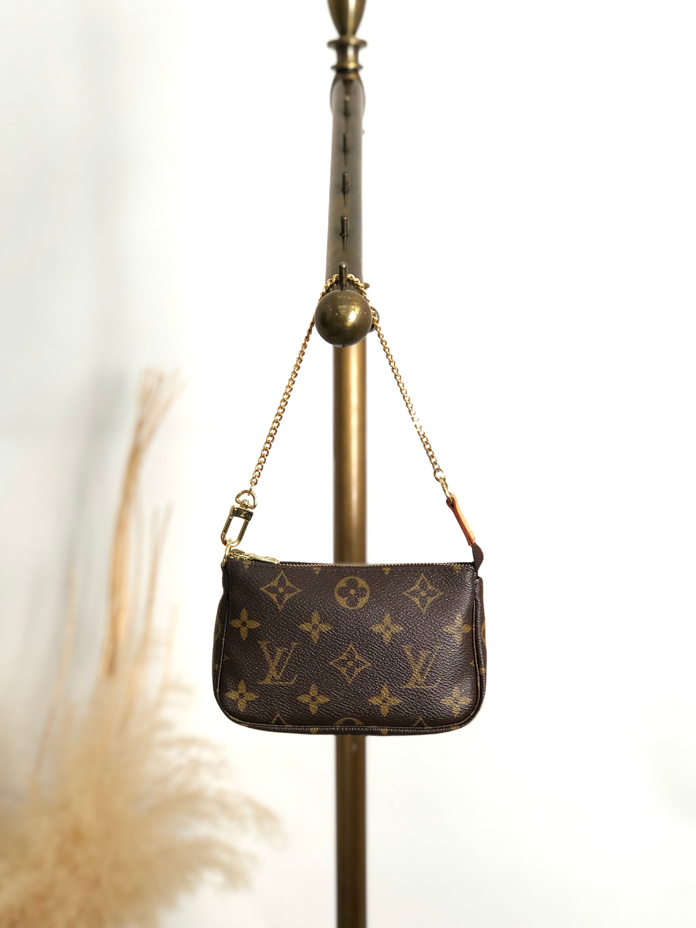 LOUIS VUITTON ルイヴィトン モノグラム ショルダーバッグ ブラウン PVCレザー ミニバッグ ポシェット・アクセソワール M58009 vintage ヴィンテージ オールド 42tzhs