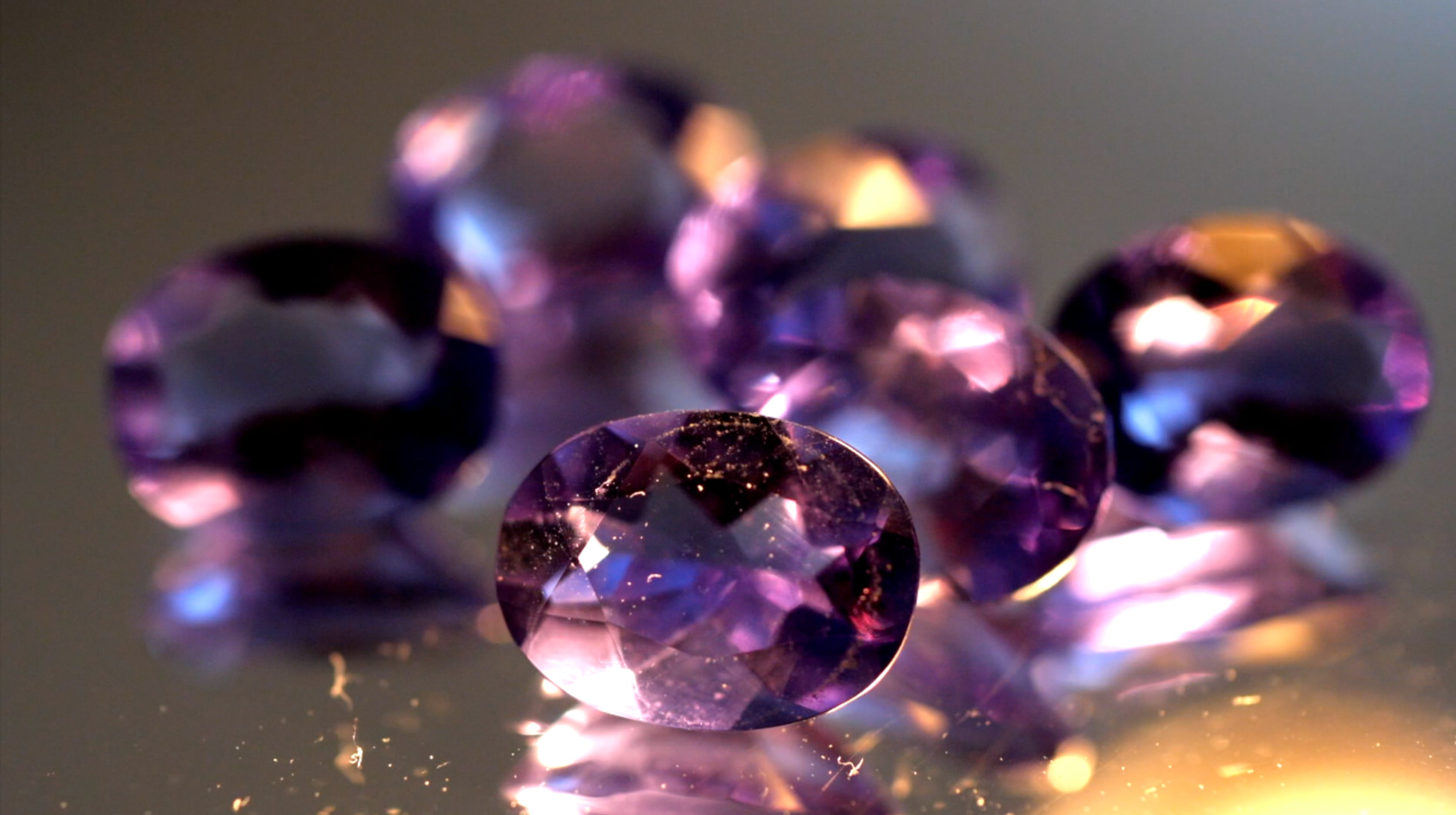 ガネーシャ フローライト 129g パイライトのタワー | 木霊石 KODAMA-ishi