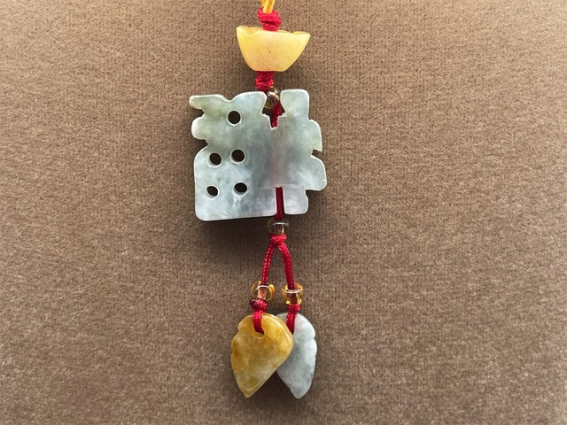 ストラップ（本翡翠）