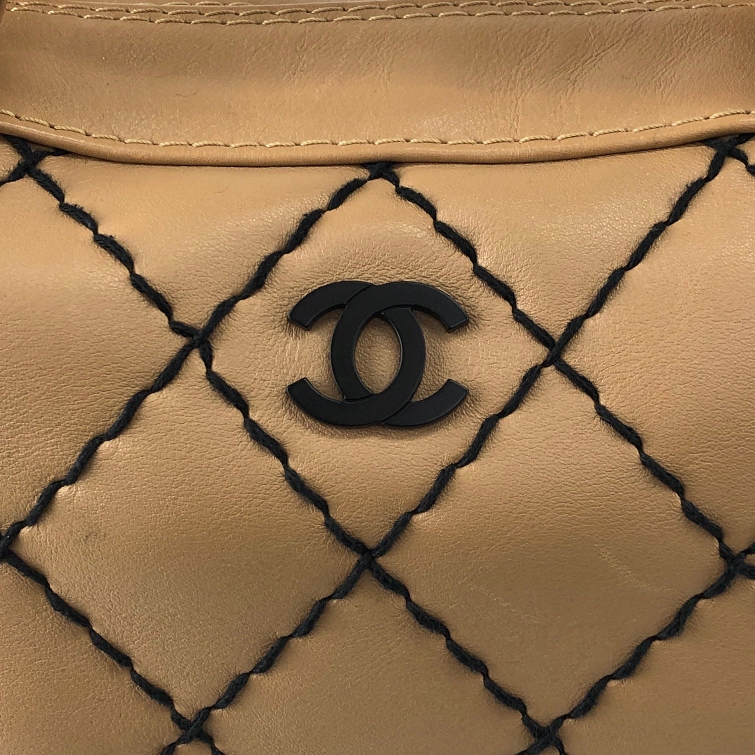 CHANEL シャネル マトラッセ ハンドバッグ ベージュ ココマーク
