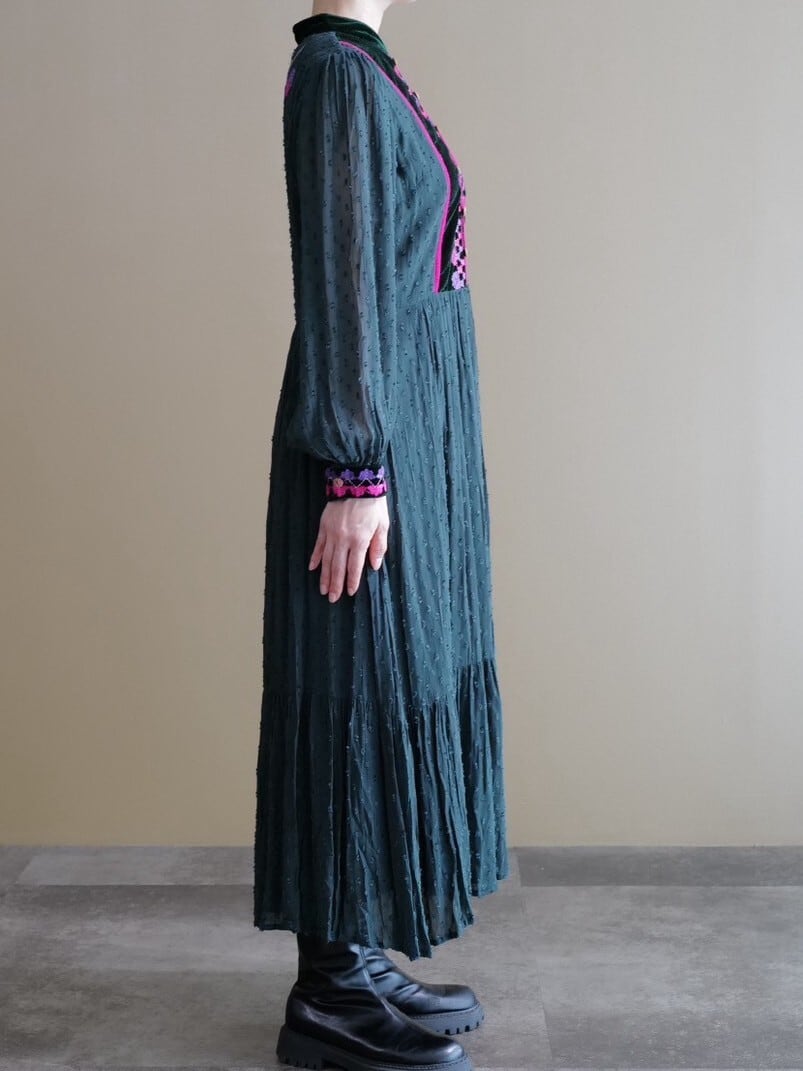 ☆刺繍ベロアワンピース(グリーン) | IKITSUKE