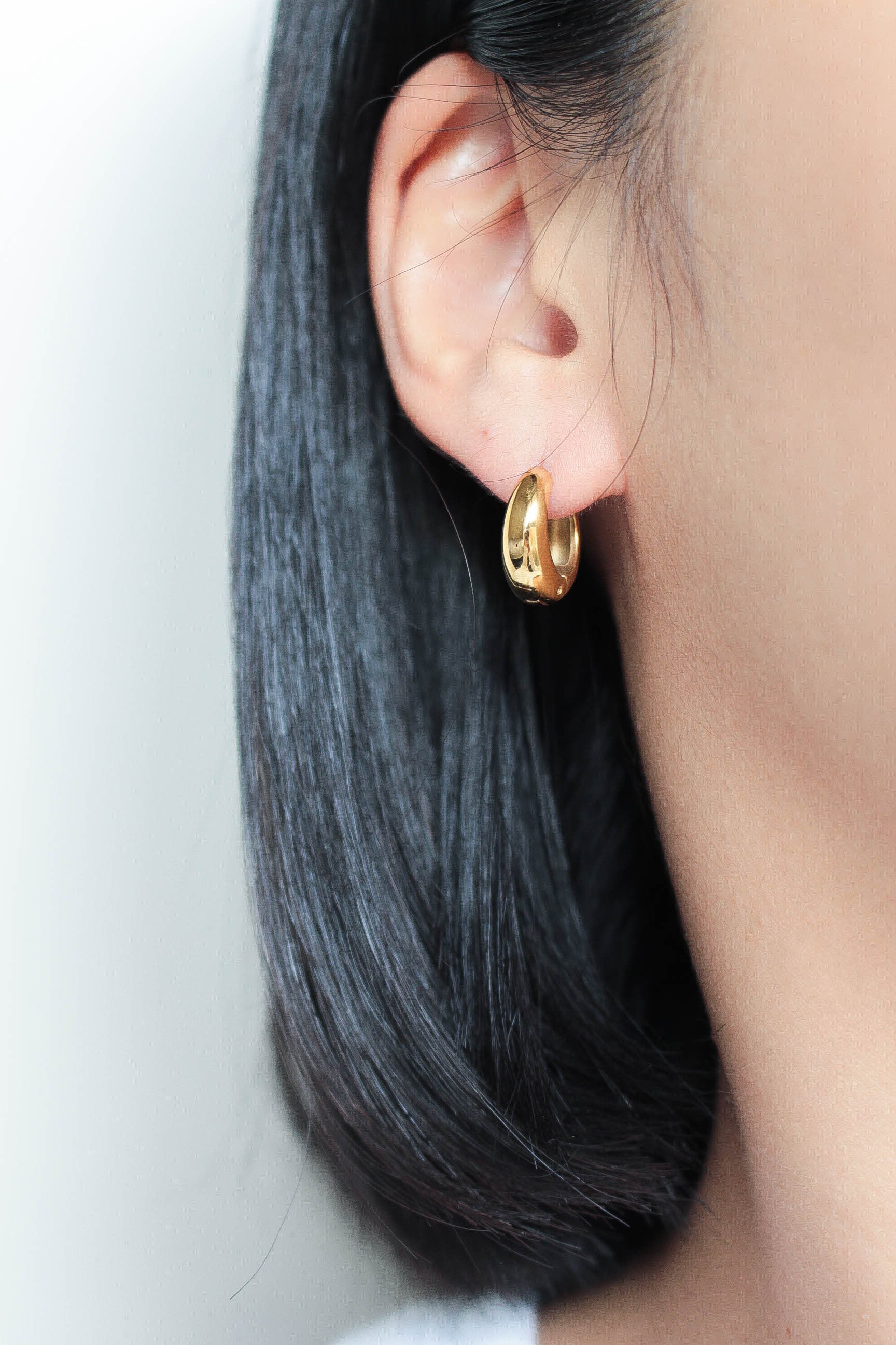 Half Eternity Pierce | 金属アレルギー対応のアクセサリー ebine