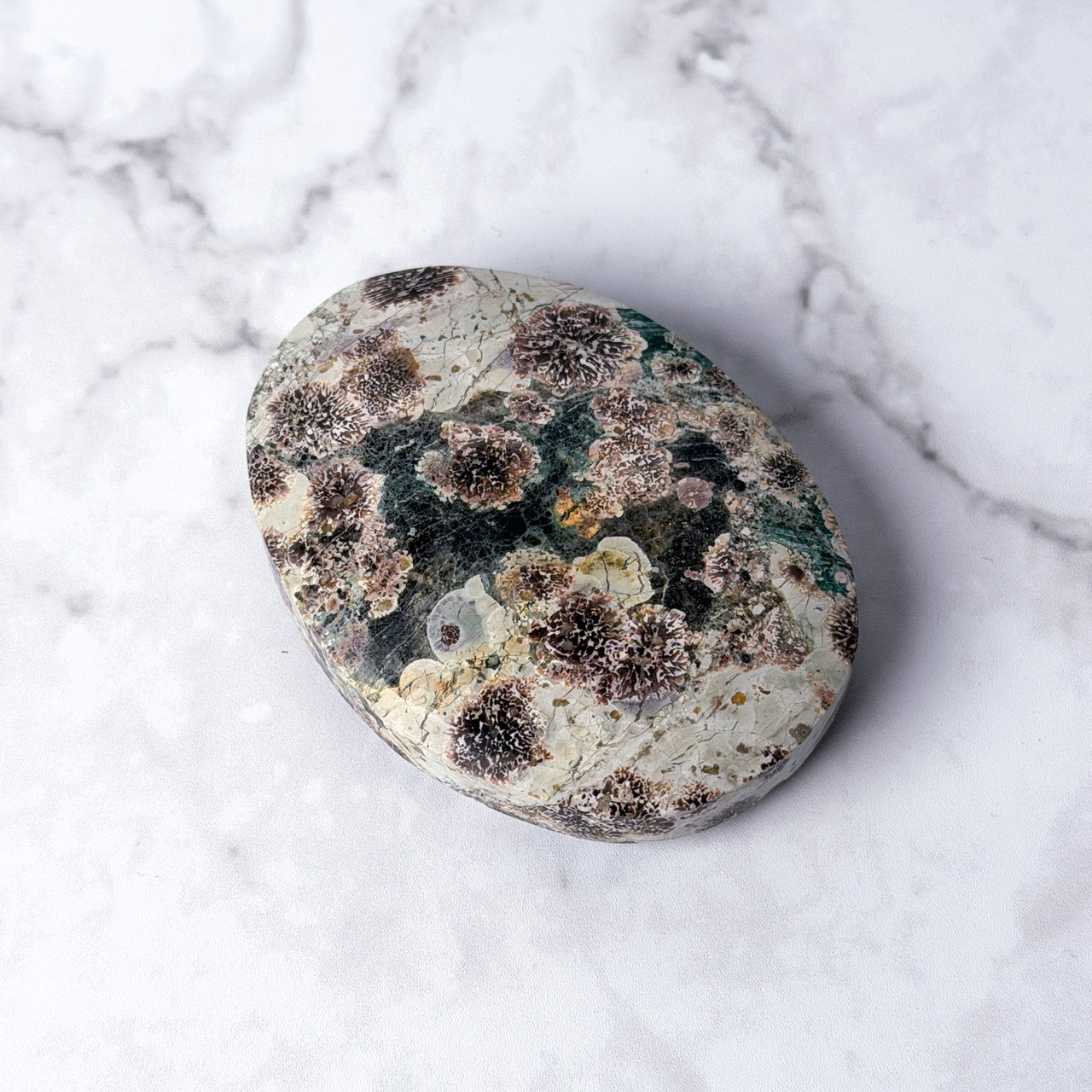 グリーンフラワージャスパー（グリーンチェリーブロッサムジャスパー） パーム ＊ 天然石