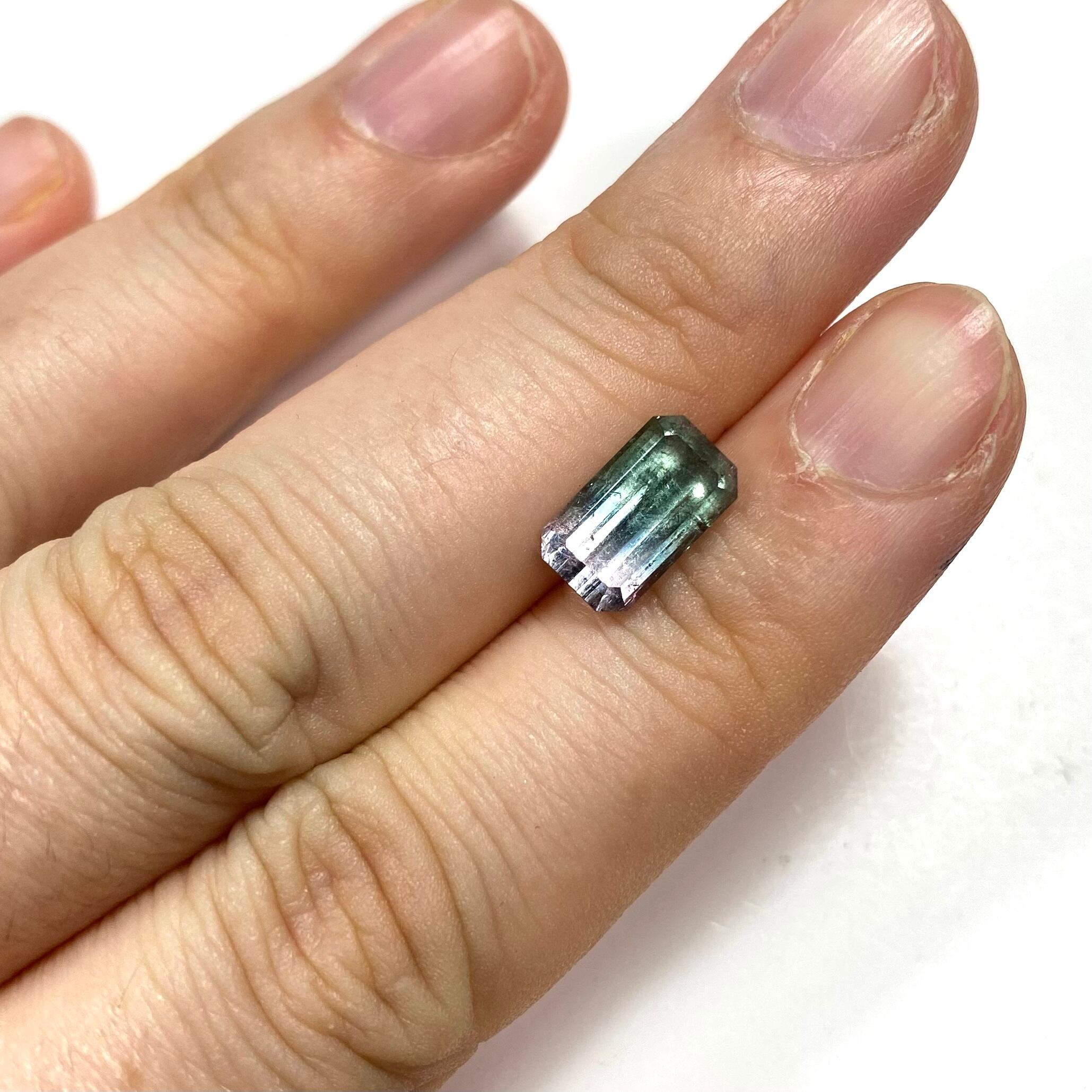 和なパーティーカラーなトルマリン