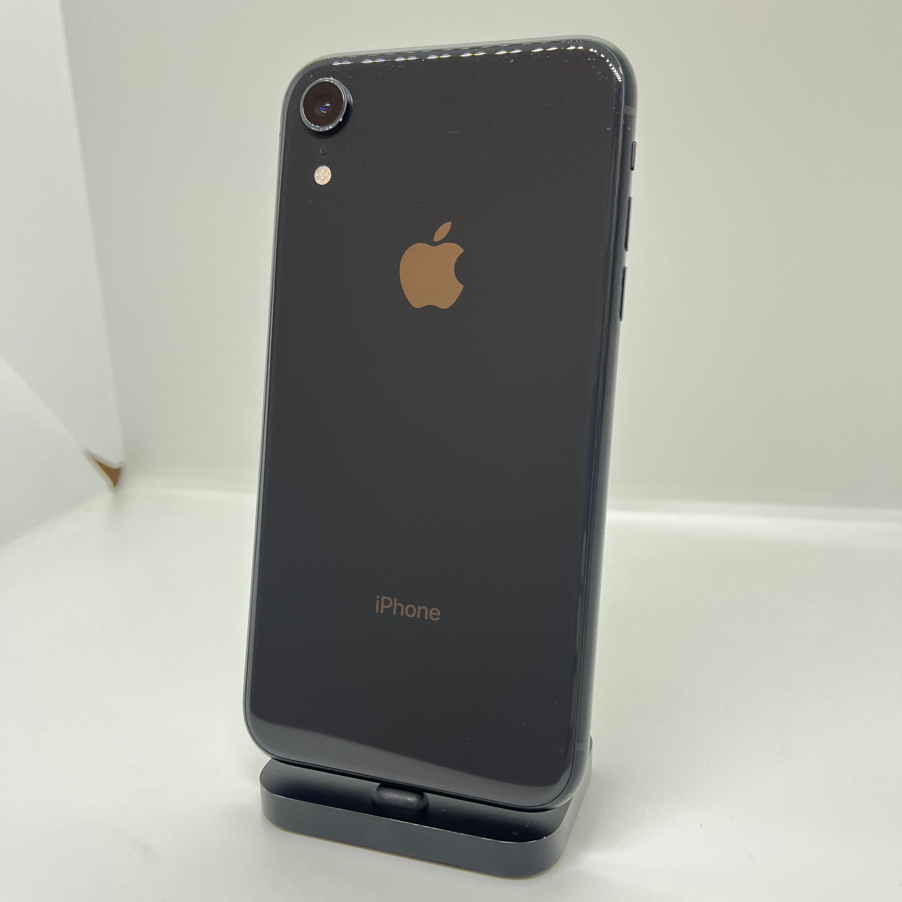バッテリー最大容量100％】iPhoneXs 256GB ゴールド【SIMロック解除