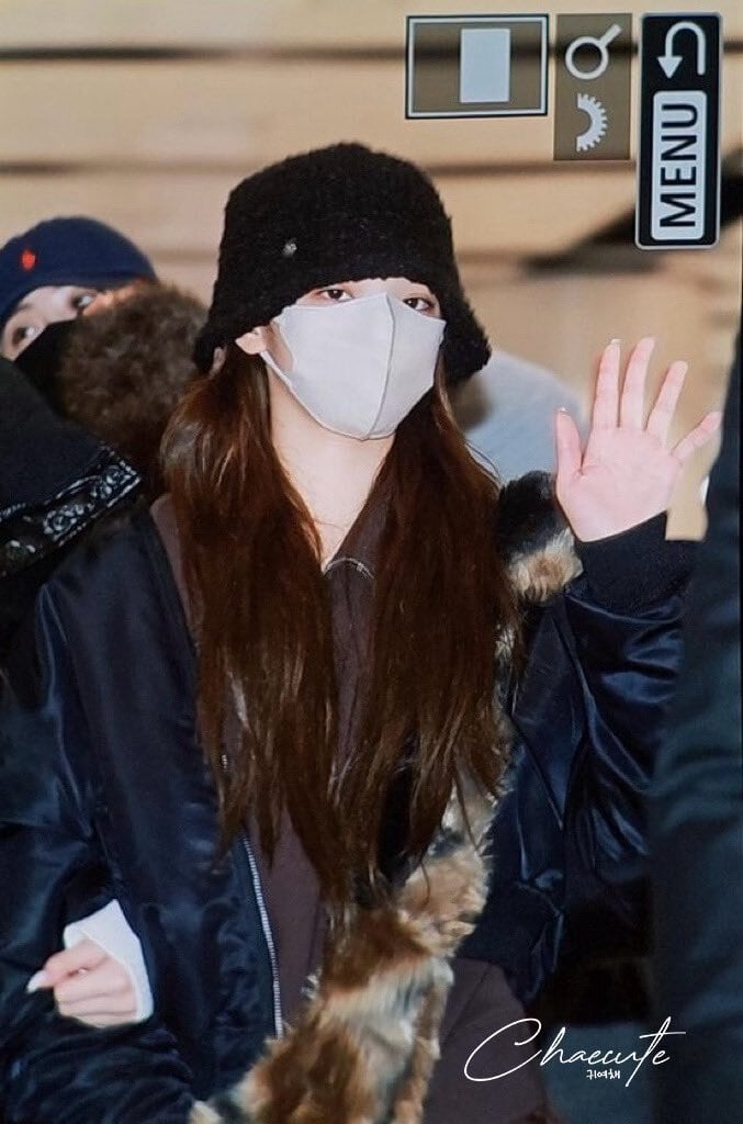 LESSERAFIM FLAME RISES バケットハット LESSERAFIM FLAME RISES バケットハット LESSERAFIM FLAME RISES