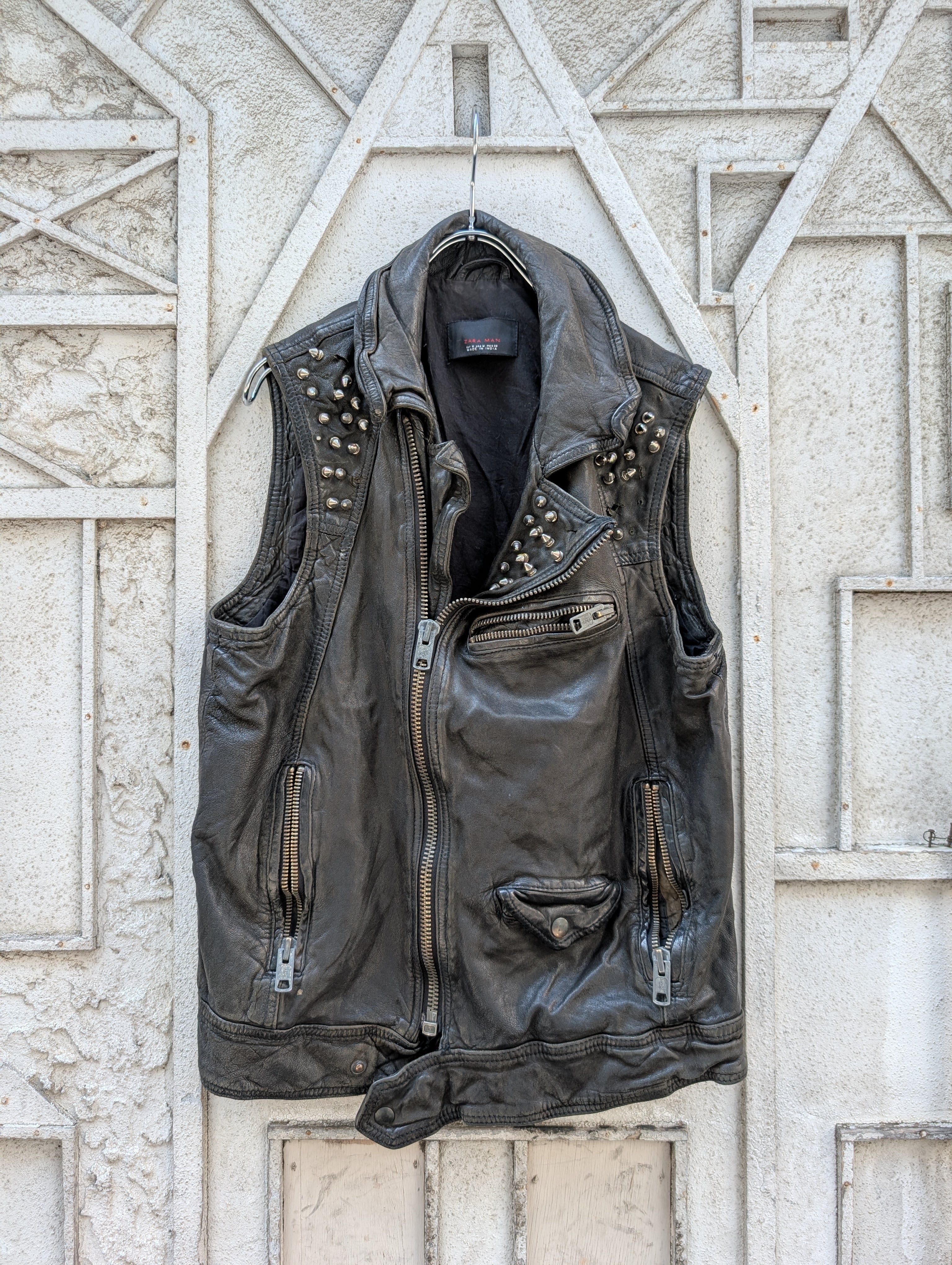 "ZARA" studs leather vest