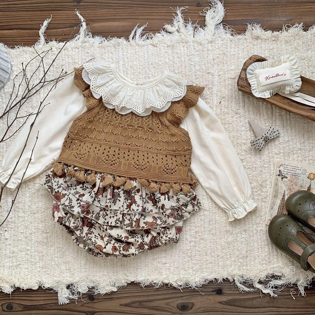 【取寄】おしゃれすぎるブリッジ付きフリルニットベスト