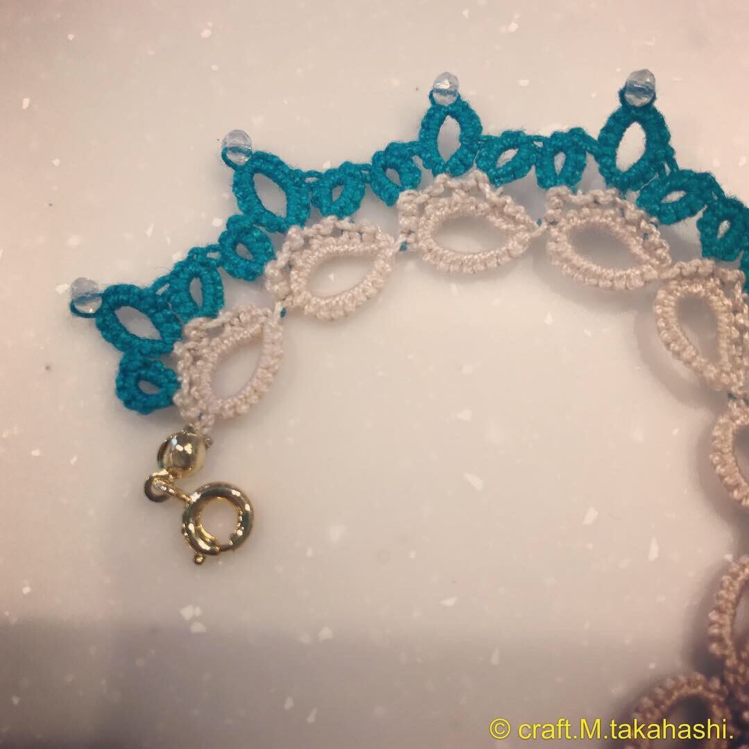 0129:バイカラー レースのブレスレット