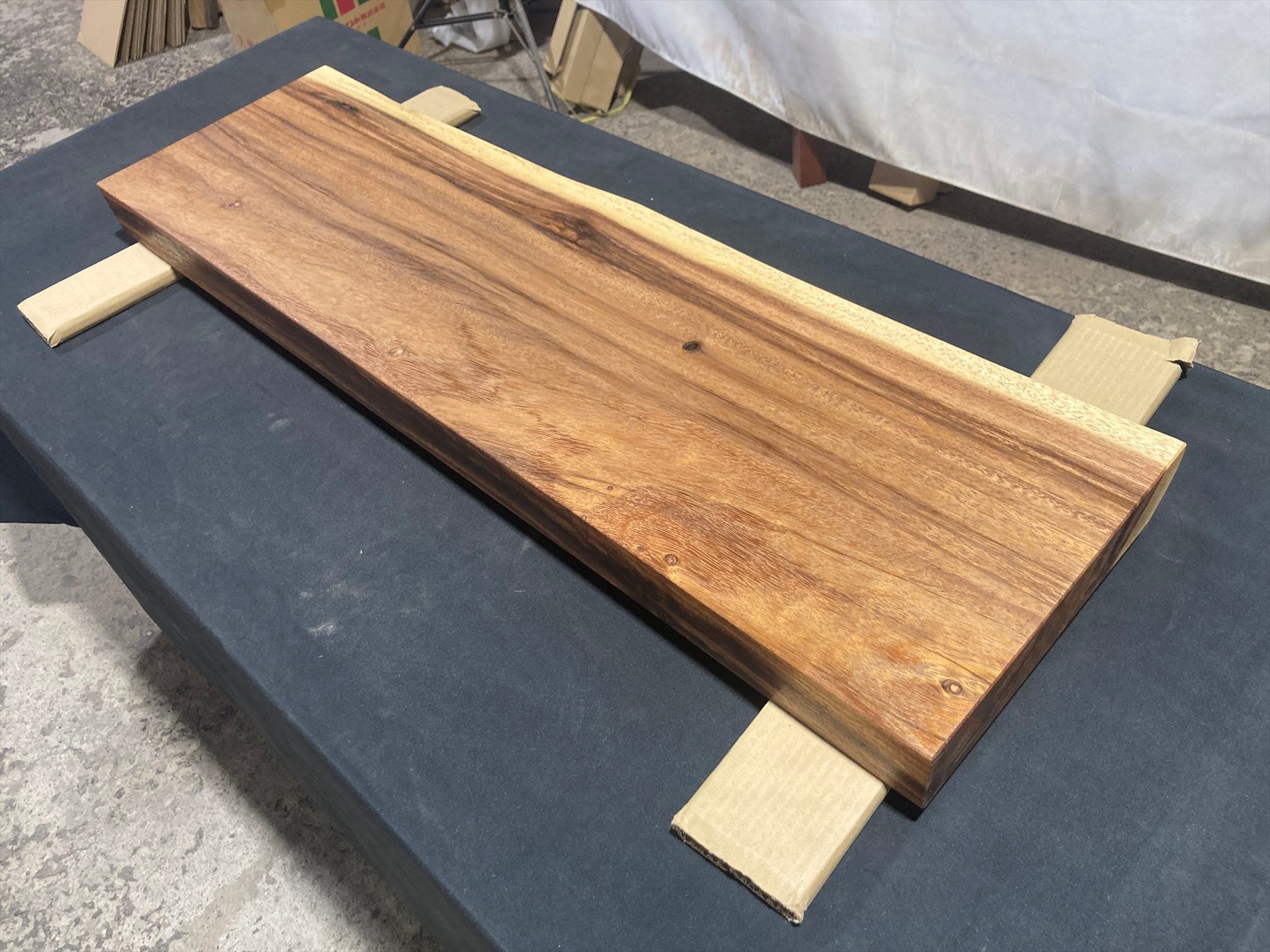 モンキーポッドテーブル モンキーポッド4129 一枚板無垢 乾燥材 910x240x54mm カウンター