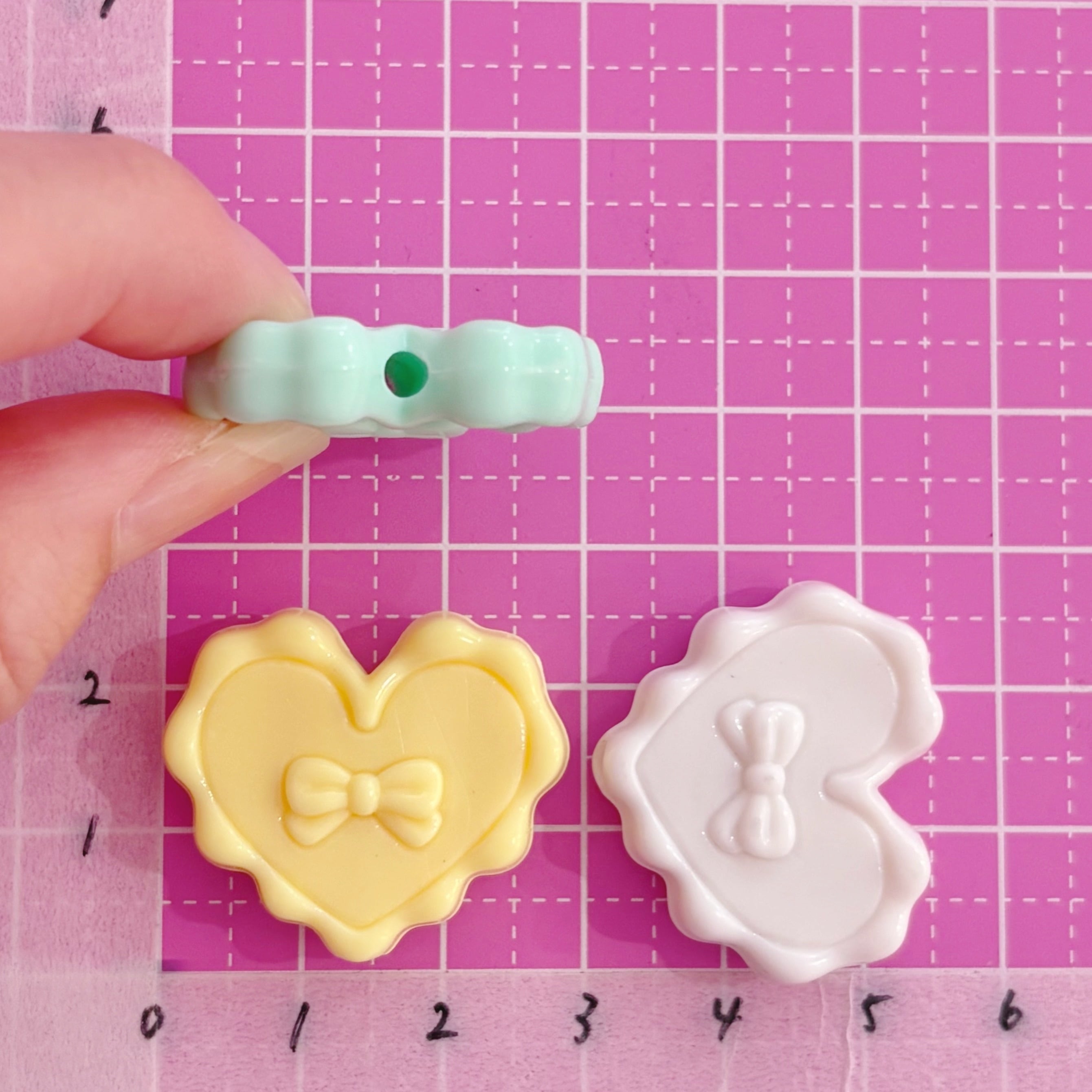 大穴ビーズ ハートリボン 7個 ☆カスタムボールペン☆ハンドメイド