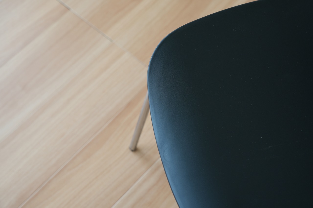 デザインチェア【レプロットチェア】