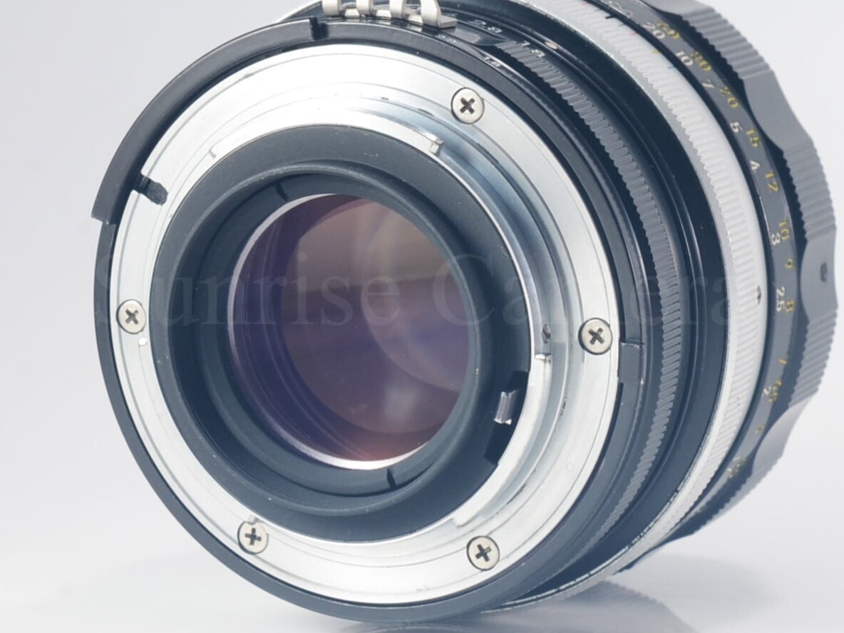 Nikon ニコン Nikkor-H Auto 85mm f1.8 Ai改 Nikon Nikkor H Auto 85mm f/1.8 (1964-1977) Lens Review - Casual