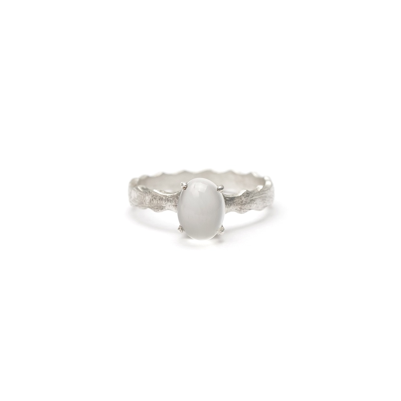 SINGLE PETIT STONE NON-ADJUSTABLE RING 097