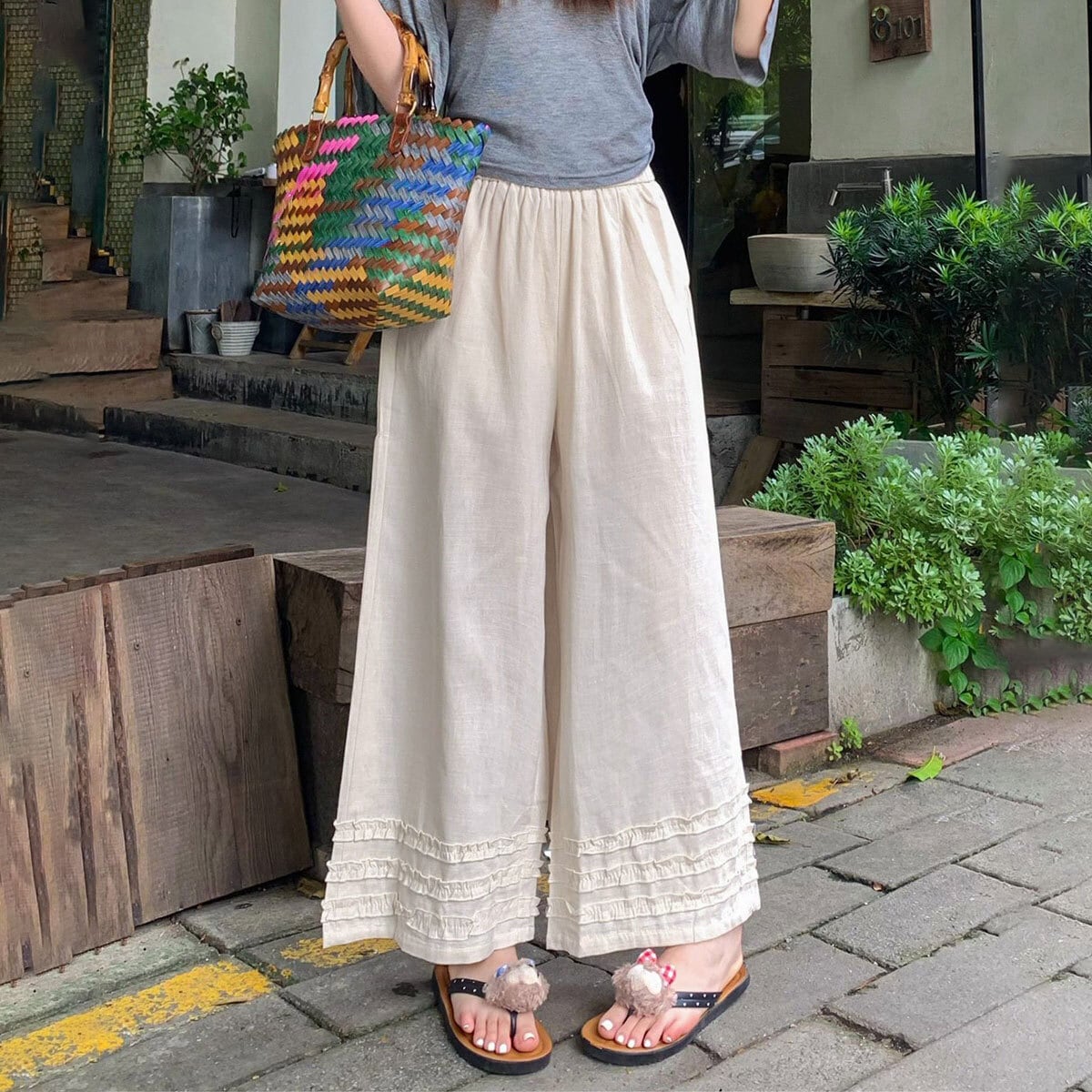 裾フリル ワイドパンツ 韓国 レディース 春秋 きれいめ ゆったり リラックス ウエストゴム 大人 カジュアル アンクルパンツ 9分丈 大人可愛い 大人女子