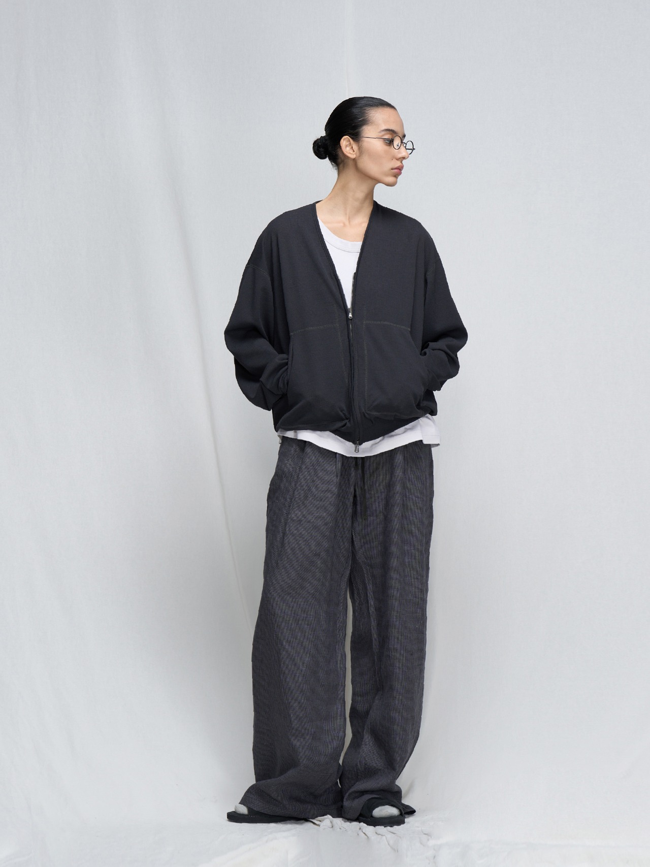 DECESOLO 26SS リネンライク Vネック ジップカーディガン