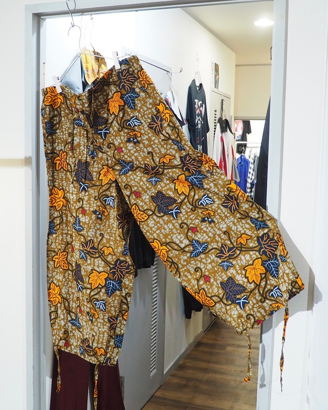 ” 極彩色 ” Ethnic Leaf pattern vintage Wide easy pants