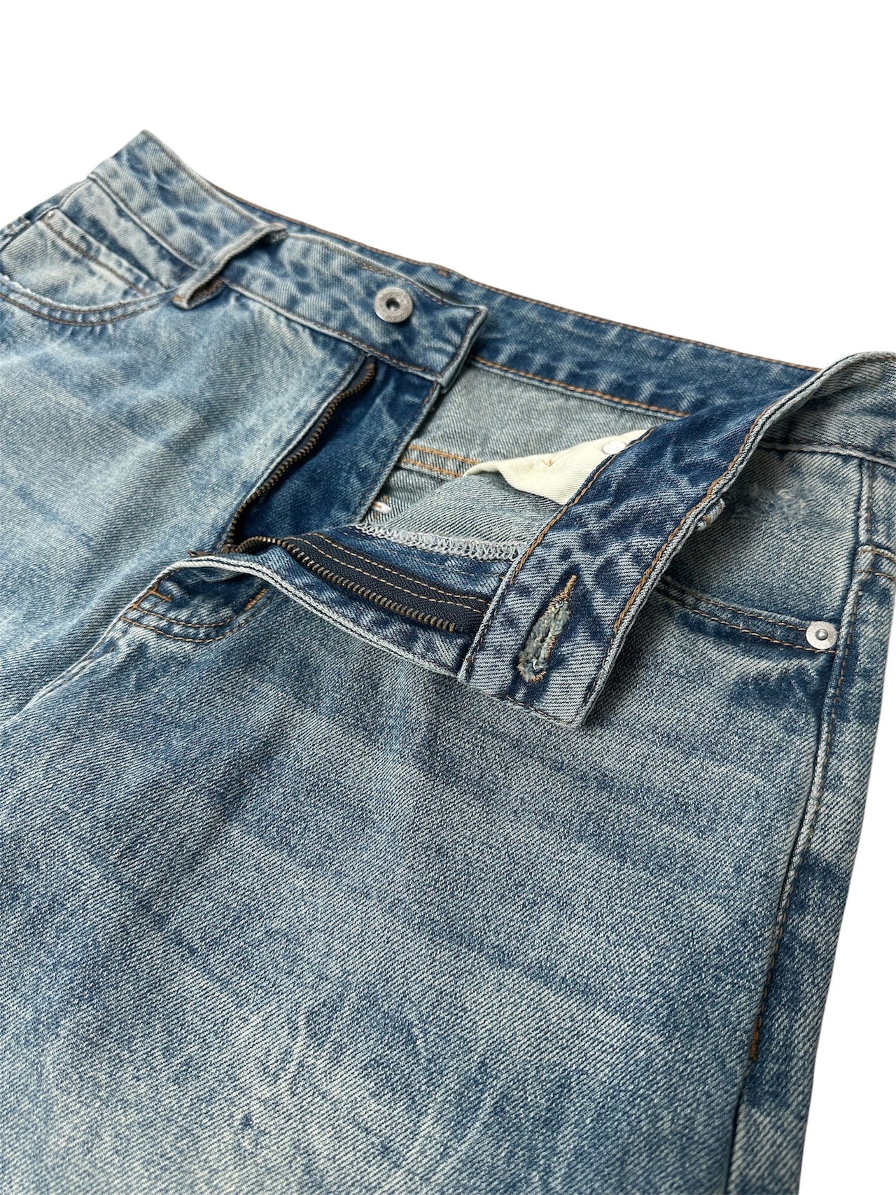 Narrow Fit Balance Denim